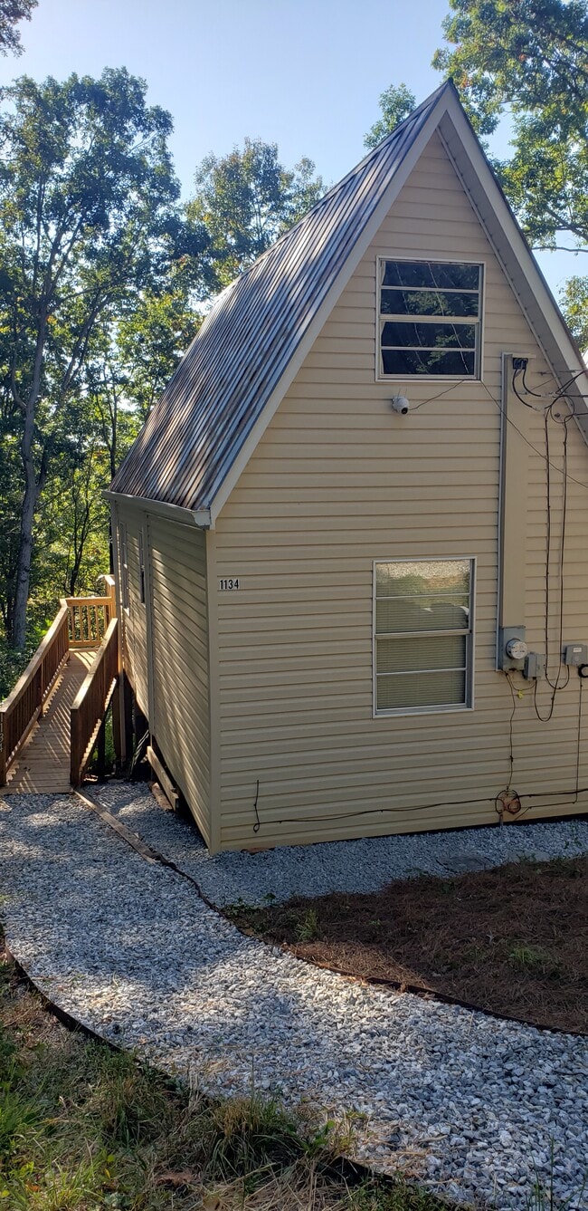 property at 1134 Pink Mountain Blvd