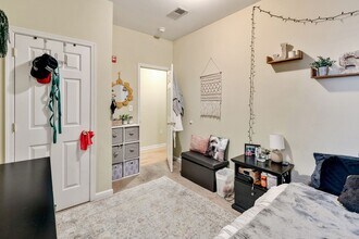 1816 N 17th St-Unit -Unit A in Philadelphia, PA - Building Photo - Building Photo