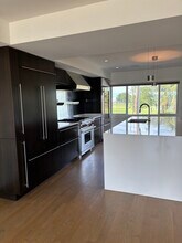 350 Causeway Dr in Wrightsville Beach, NC - Building Photo - Building Photo