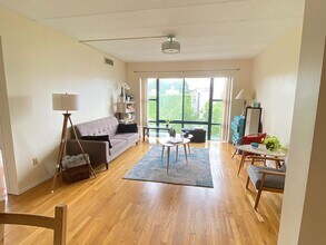 955 Cambridge St in Cambridge, MA - Building Photo - Building Photo