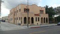 2510-2514 Saturn Ave in Huntington Park, CA - Foto de edificio - Building Photo