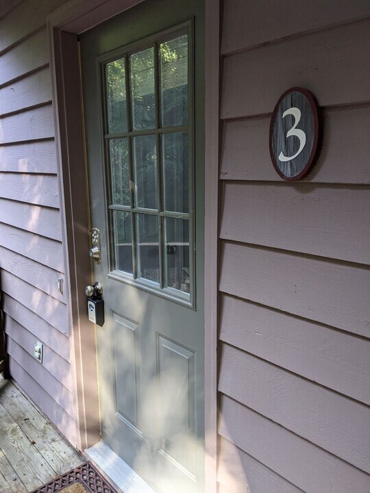 415 Woodridge Dr in Boone, NC - Building Photo