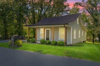 1308 Columbia Rd in Bristol, TN - Building Photo - Building Photo