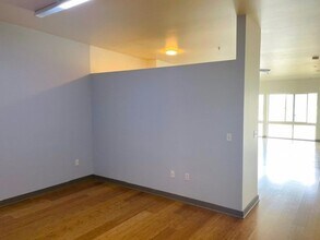 3970 Lambert Ave in Portland, OR - Building Photo - Building Photo