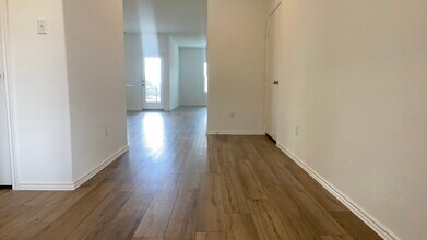 4128 Home Place Rd in Andice, TX - Building Photo - Building Photo