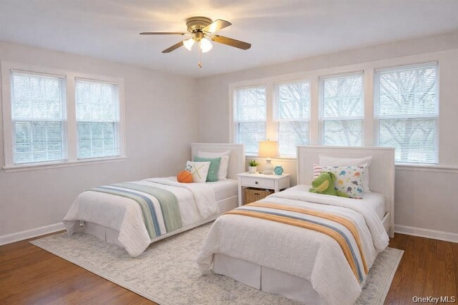 21 Harding Dr in New Rochelle, NY - Building Photo - Building Photo