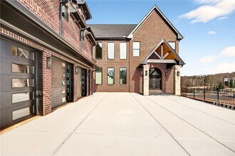 403 Thunder Rd in Buford, GA - Building Photo - Building Photo