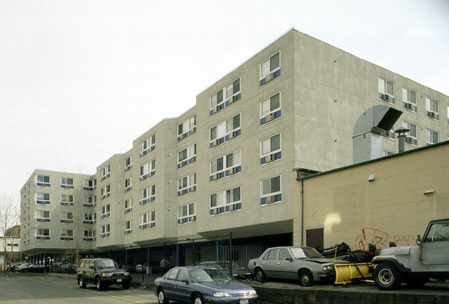 Marlborough House in Palisades Park, NJ - Building Photo - Other