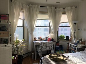 1021 Tremont St, Unit 2 in Boston, MA - Foto de edificio - Building Photo