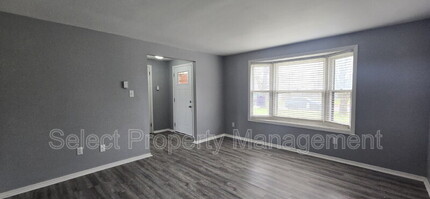 3423 Adirondack Dr in Fort Wayne, IN - Foto de edificio - Building Photo