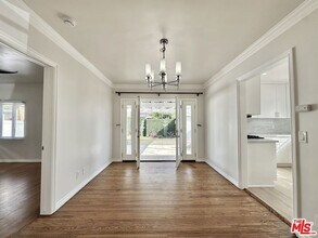 1206 Greenacre Ave in West Hollywood, CA - Foto de edificio - Building Photo