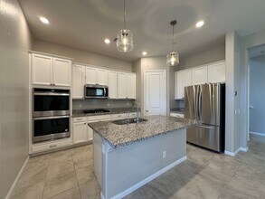 354 Spotted Dove St in Las Vegas, NV - Building Photo - Building Photo