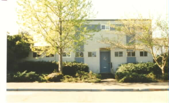 212 Tucker St in Healdsburg, CA - Building Photo - Building Photo