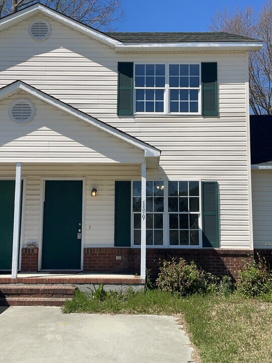 1179 Pueblo Dr in Jacksonville, NC - Building Photo