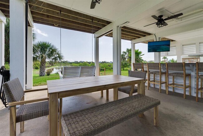 4112 Isla Del Sol Dr in Galveston, TX - Building Photo - Building Photo