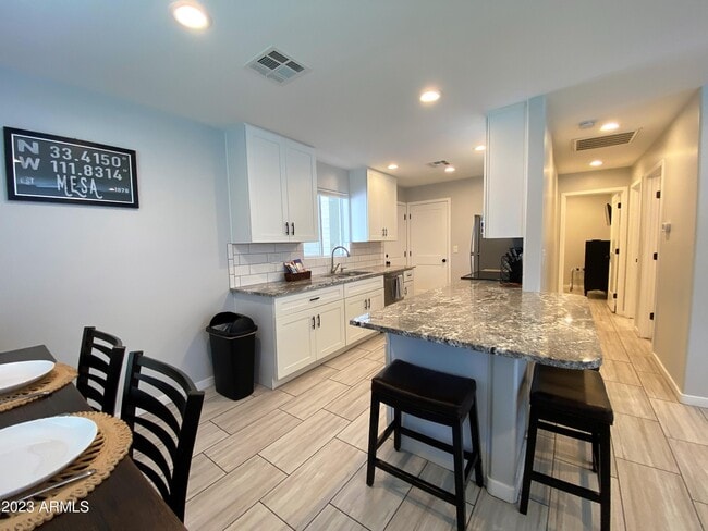 33 N Hobson in Mesa, AZ - Building Photo - Building Photo