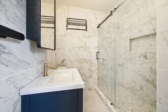 1147 Du Barry Ln in Houston, TX - Building Photo - Building Photo