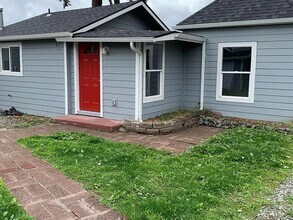5501 108th Avenue Ct E in Puyallup, WA - Building Photo - Building Photo