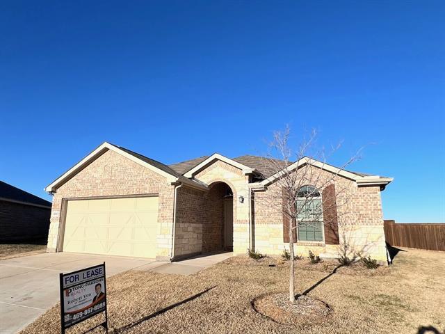 2301 Rosaline Dr in Aubrey, TX - Building Photo - Building Photo