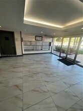 1250 NE 125th St in North Miami, FL - Building Photo - Building Photo