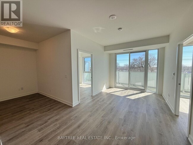 1010 Sandy Beach Rd in Pickering, ON - Building Photo - Building Photo