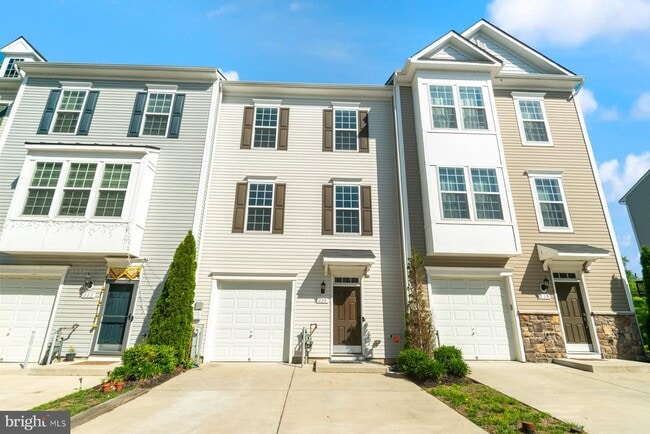 property at 220 Gunther Pl