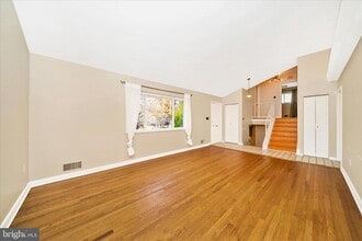 3906 Montrose Dr in Chevy Chase, MD - Building Photo - Building Photo