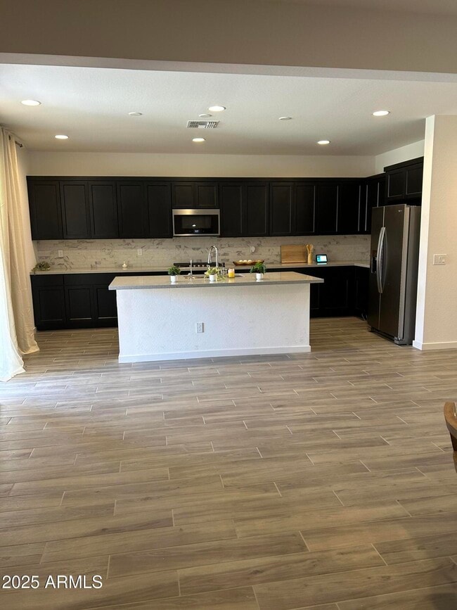12210 W Levi Dr in Avondale, AZ - Building Photo - Building Photo