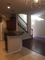 243 Sherburne St, Unit 1C in Lewisville, TX - Building Photo