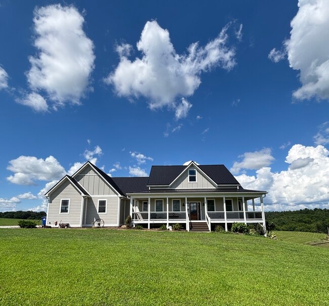 1355 Bear Creek Rd in Leicester, NC - Building Photo - Building Photo
