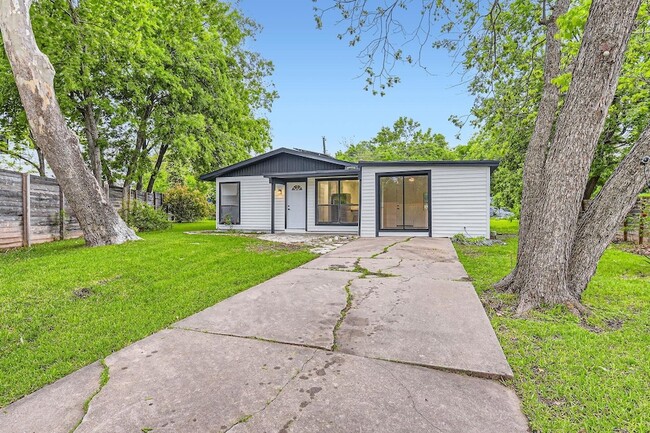 901 Garden Villa Ct, Unit 2134 in Austin, TX - Building Photo - Building Photo