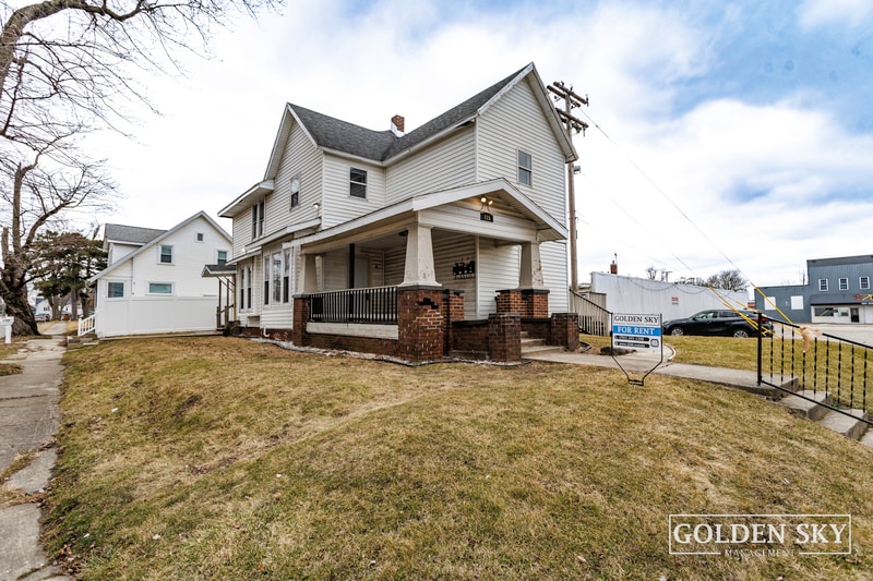 115 E Willard St in Muncie, IN - Building Photo