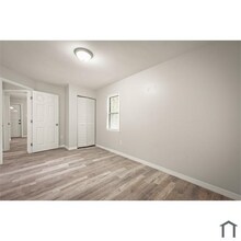 5195 Cypress Crest Ln in Jacksonville, FL - Building Photo - Building Photo