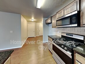 2133 Buena Vida Ln in Edmond, OK - Building Photo - Building Photo