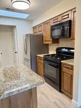 5801 Lowell St NE, Unit 19D in Albuquerque, NM - Building Photo - Building Photo