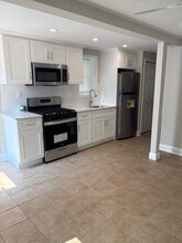 5 Greenwich Ave in Bayville, NY - Building Photo - Building Photo