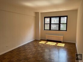 EAST 35 STREET in New York, NY - Building Photo