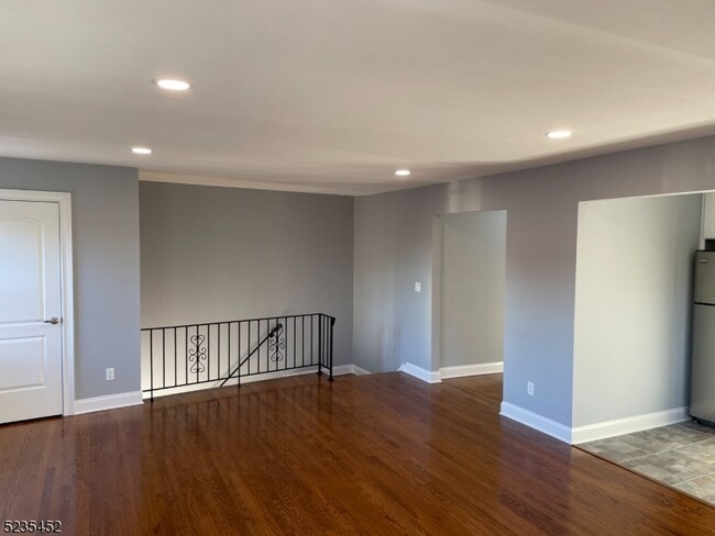 1 Oak Grove Rd in Caldwell, NJ - Building Photo - Building Photo
