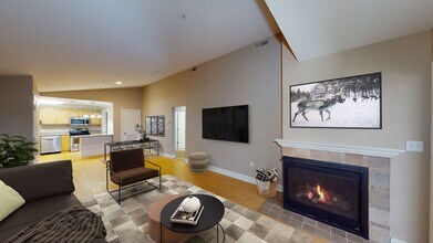 The Glen at Sugar Hill in Brunswick, NY - Building Photo - Building Photo