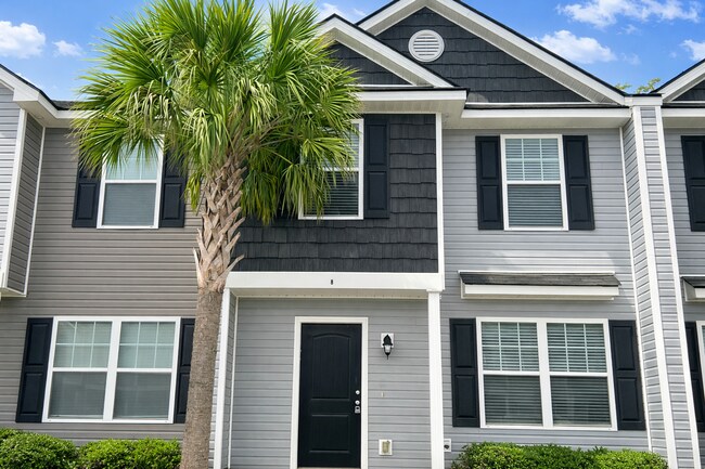 8 St Augustine Way in Port Wentworth, GA - Building Photo - Building Photo