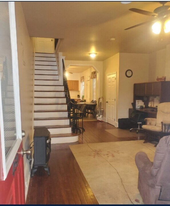 459 E Strawberry St in Lancaster, PA - Foto de edificio