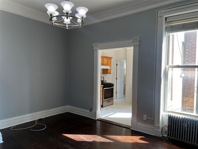 410 E 117th St in New York, NY - Building Photo - Building Photo