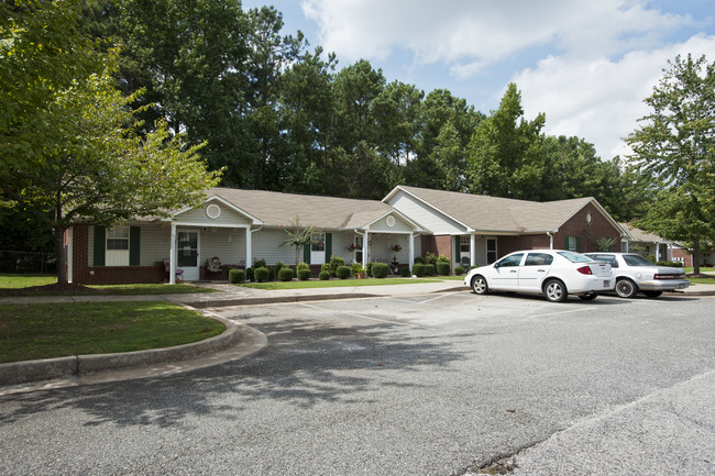 Glencoe Trace Apartments in Griffin, GA - Building Photo - Building Photo