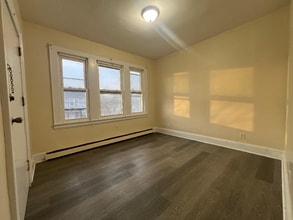 646 Maple Ave, Unit 2 in Elizabeth, NJ - Foto de edificio - Building Photo