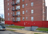 2311 Cornaga Avenue in Far Rockaway, NY - Foto de edificio - Building Photo