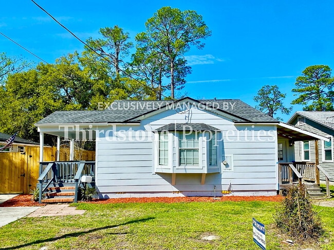 property at 1178 Murray Dr