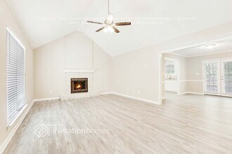 352 McKenzie Dr in Stockbridge, GA - Building Photo - Building Photo