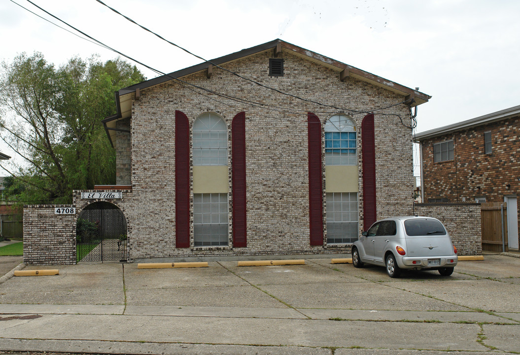 4708 Belle Dr in Metairie, LA - Foto de edificio