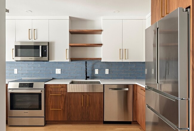 property at 199 Coolidge Ave