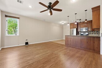 215 St Michaels Walk in Union City, NJ - Building Photo - Building Photo